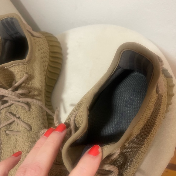 Yeezys size 6/12 US - Picture 5 of 9